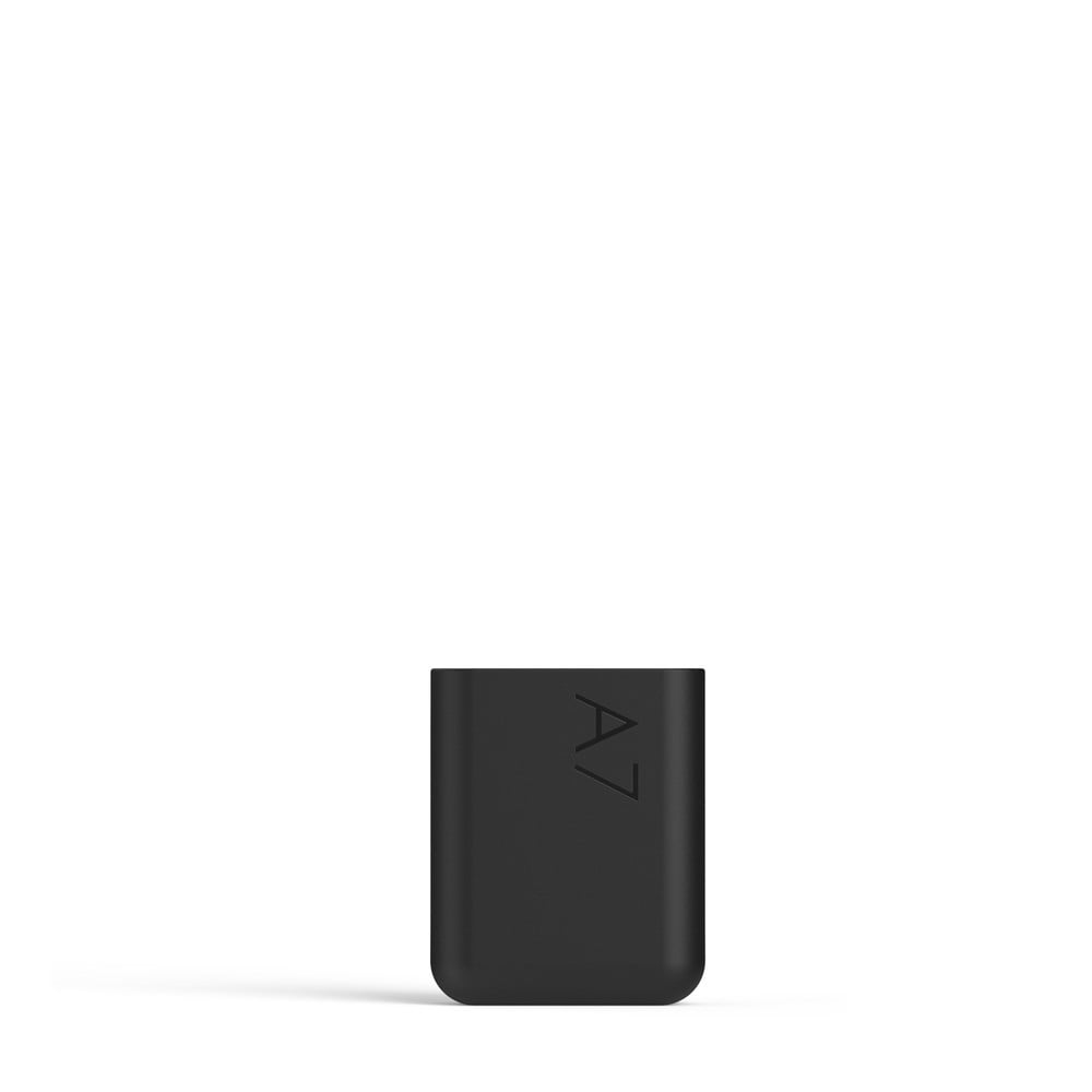 E-shop Čierne silikonové puzdro na ploskú fľašu Memobottle A7 Sleeve