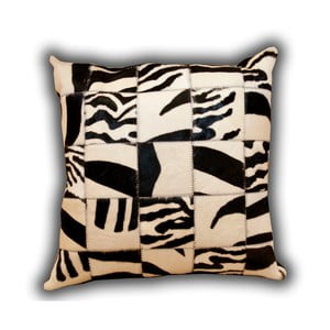 Vankúš z pravej kože Pipsa Zebra, 50 × 50 cm