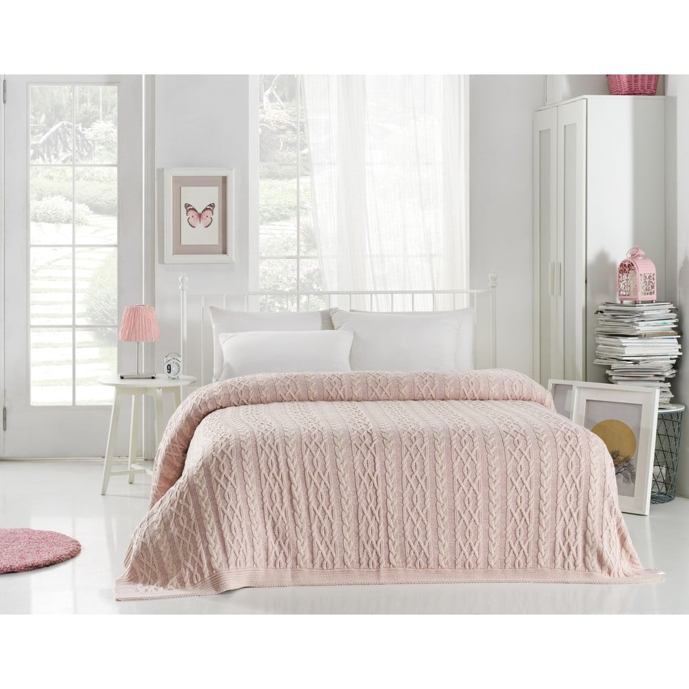 E-shop Svetloružová prikrývka cez posteľ Knit, 220 x 240 cm