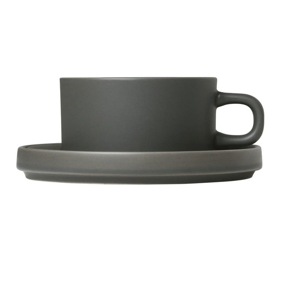 E-shop Súprava 2 sivých keramických šálok na čaj s tanierikmi Blomus Pilar, 170 ml