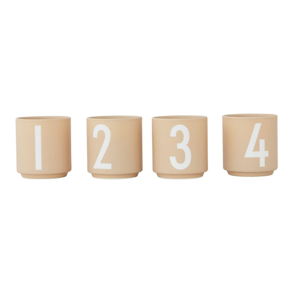 E-shop Súprava 4 hrnčekov z imitácie porcelánu Design Letters, 0,5 l