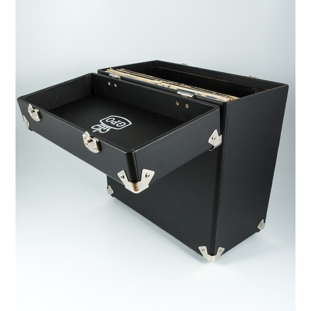 E-shop Čierny kufrík na vinylové dosky GPO Vinyl Case