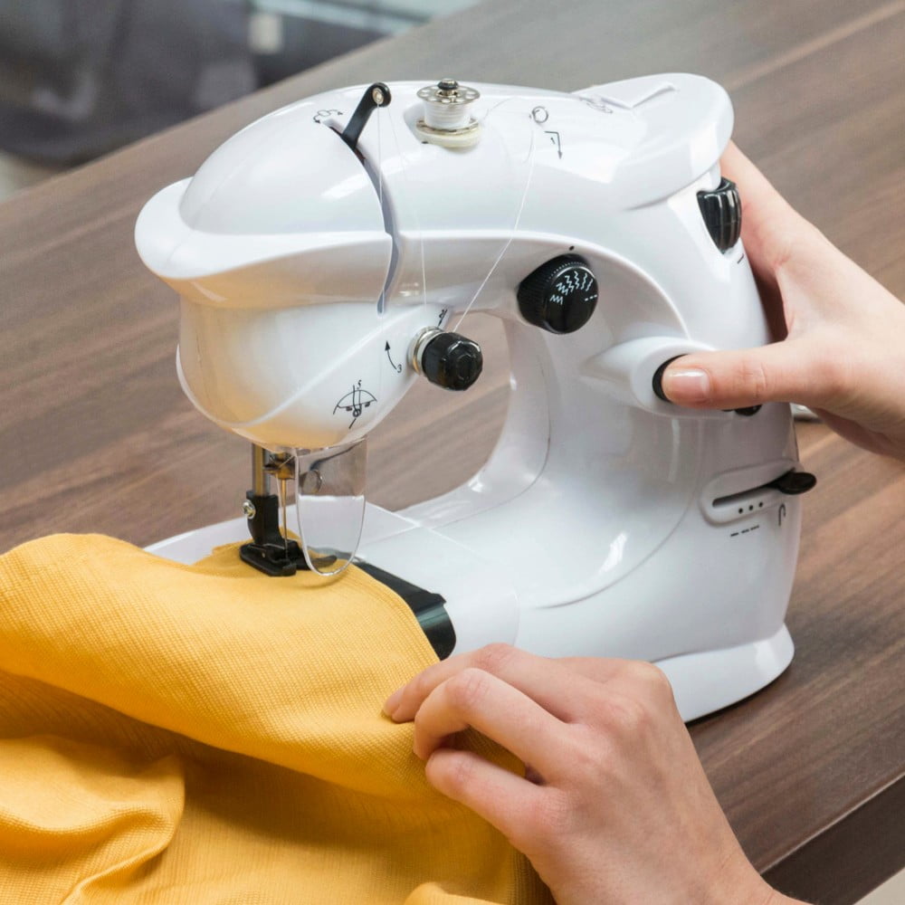 Obrázok Biely šijaci stroj InnovaGoods Sewing Machine