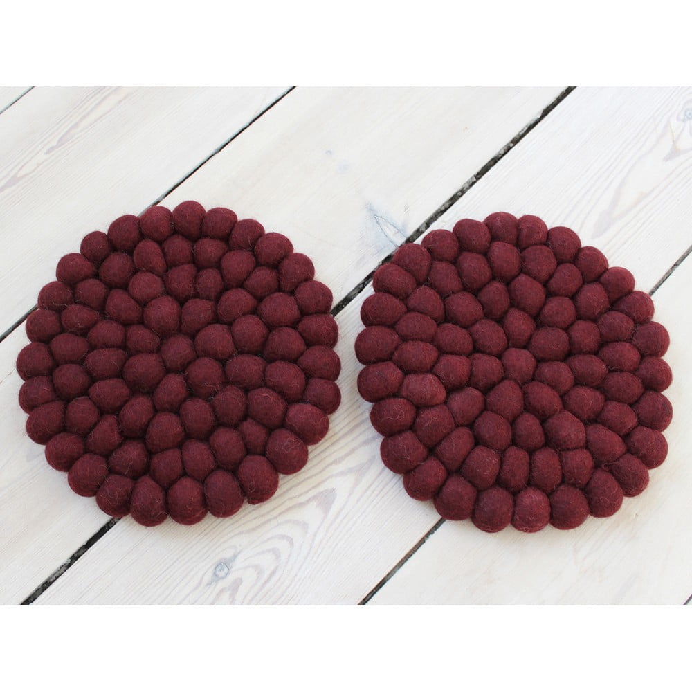 Obrázok Tmavá višňovočervená guľôčková podložka z vlny Wooldot Ball Coaster, ⌀ 20 cm