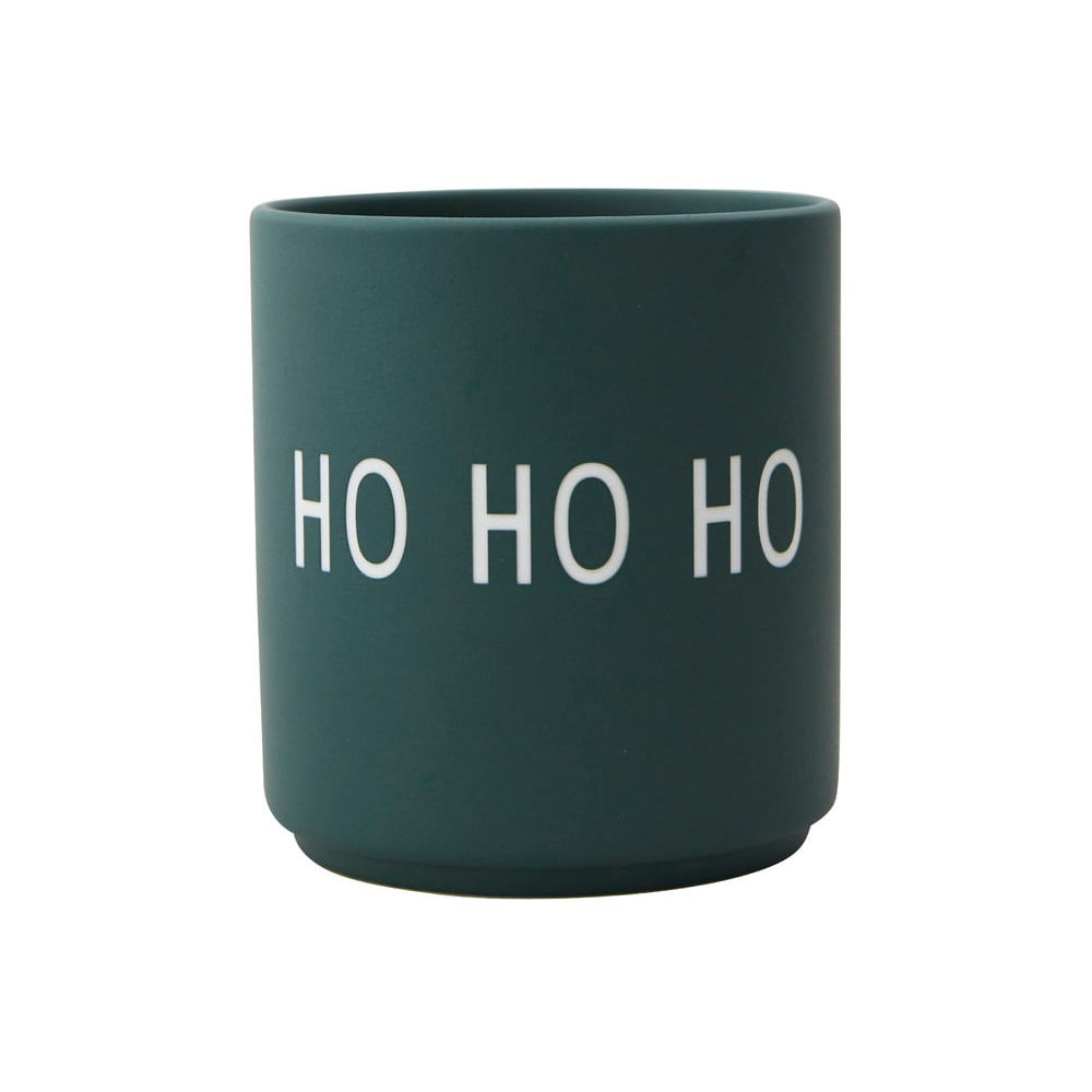 E-shop Tmavozelený porcelánový hrnček Design Letters Favourite Ho Ho Ho