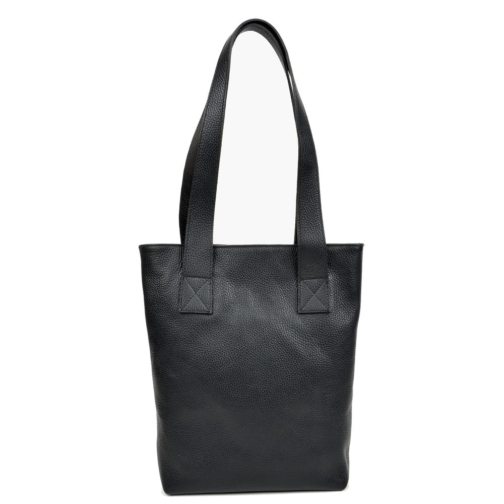 E-shop Čierna kožená kabelka shopper Mangotti Bags Agatha
