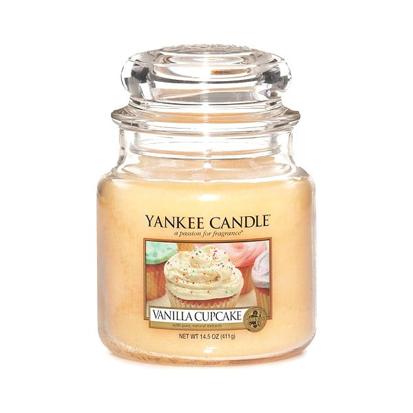 Vonná sviečka Yankee Candle Vanilkový Košíček, doba horenia 65 - 90 hodín