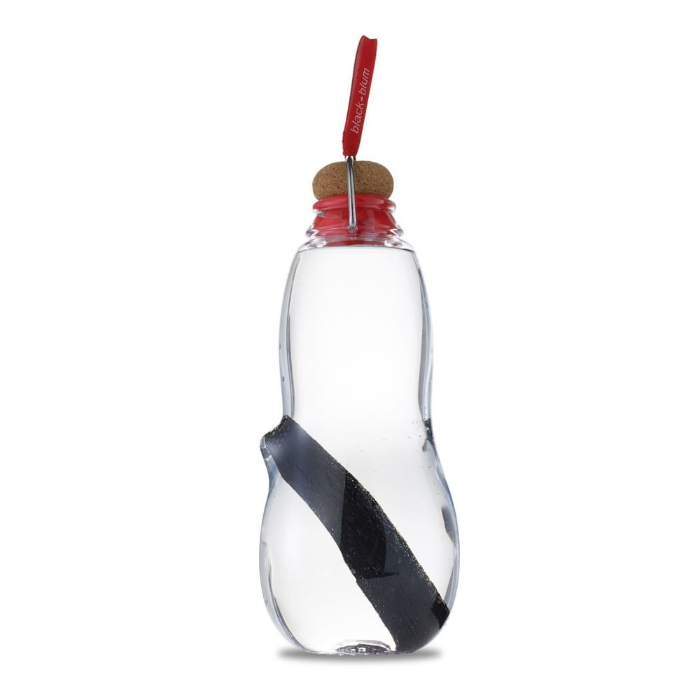 E-shop Červená filtračná fľaša Black Blum Eau Good s aktívnym uhlím, 800 ml