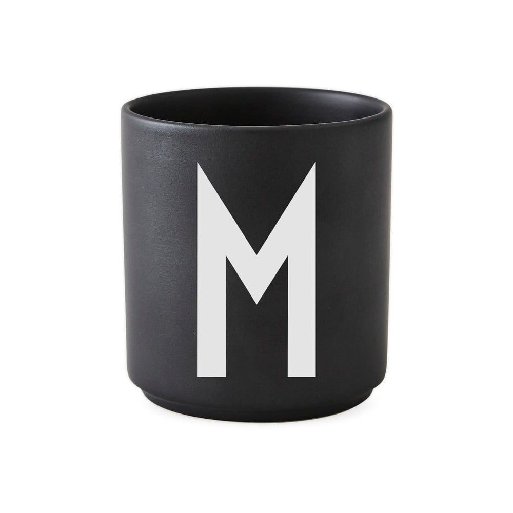 E-shop Čierny porcelánový hrnček Design Letters Alphabet M, 250 ml