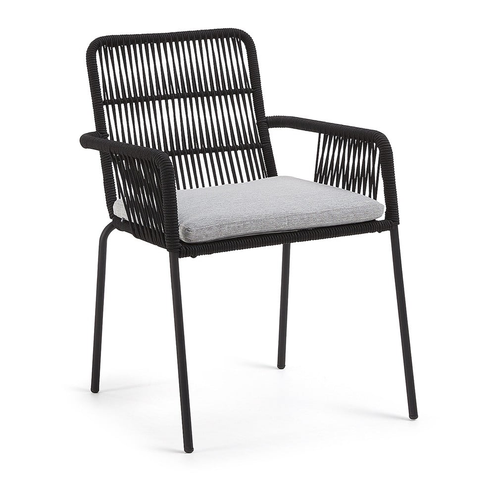 E-shop Čierna kovová záhradná stolička Kave Home Samt