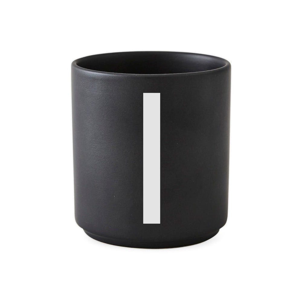 E-shop Čierny porcelánový hrnček Design Letters Alphabet I, 250 ml