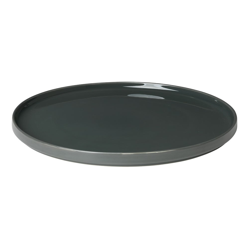 E-shop Tmavozelený keramický servírovací tanier Blomus Pilar