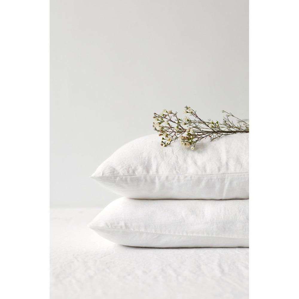 E-shop Biela ľanová obliečka na vankúš Linen Tales, 70 x 90 cm
