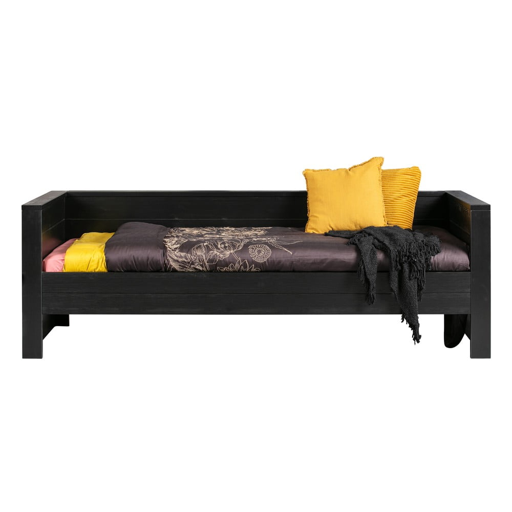 E-shop Čierna posteľ/sofa z borovicového dreva WOOOD Dennis, 90 x 200 cm